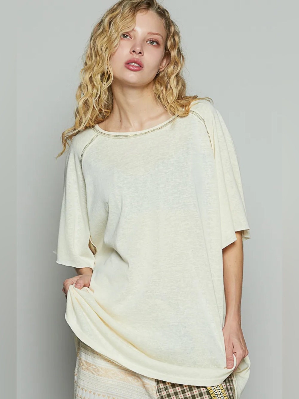 POL Zelda Contrast Stitching Oversized Tee Cream Custard Relaxed Boho Small